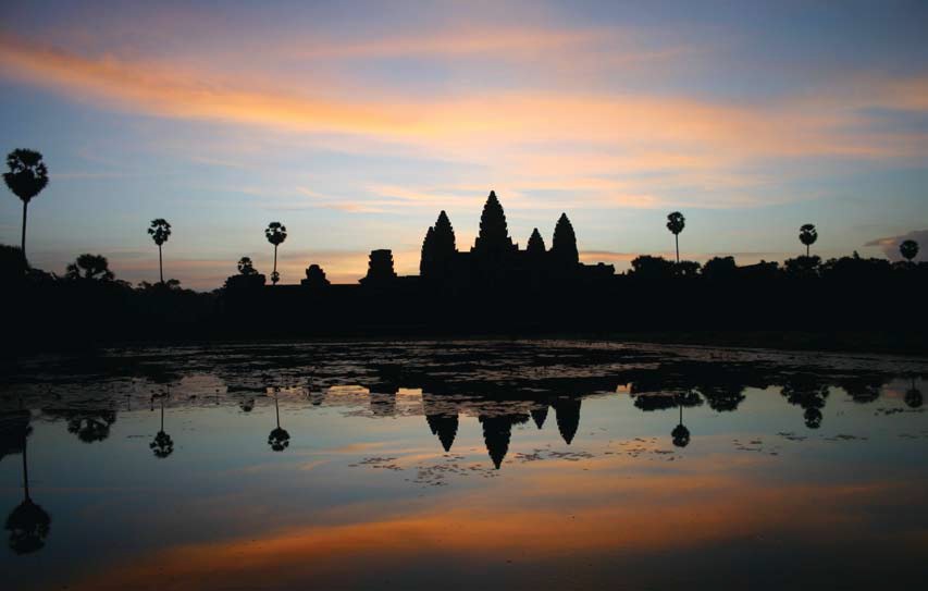 Ankor wat evening silhuette